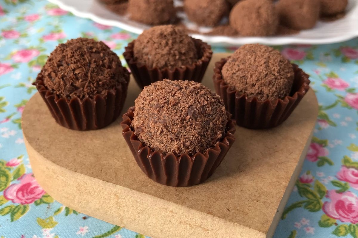 Brigadeiro tradicional com leite