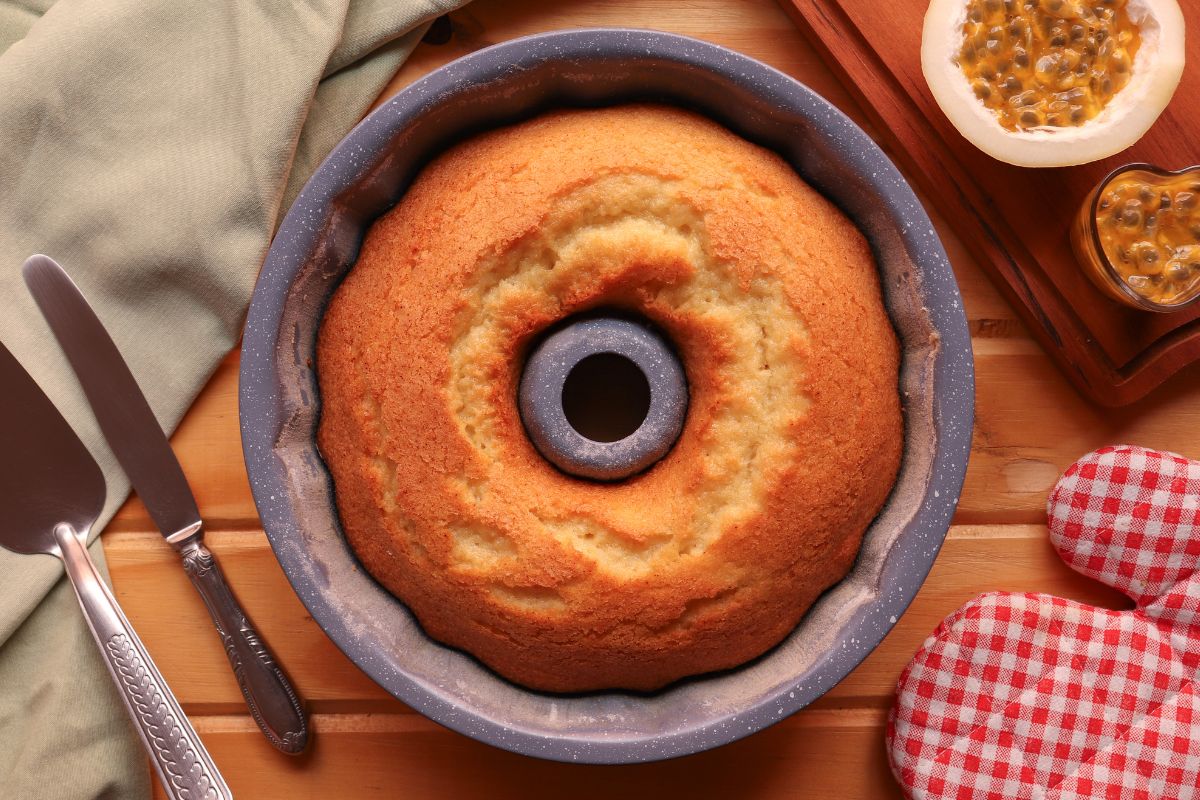 Bolo de maracujá fofinho