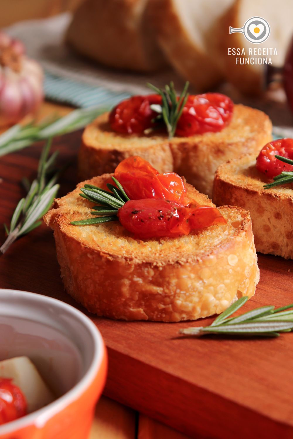 Bruschetta de tomate assado | Essa Receita Funciona
