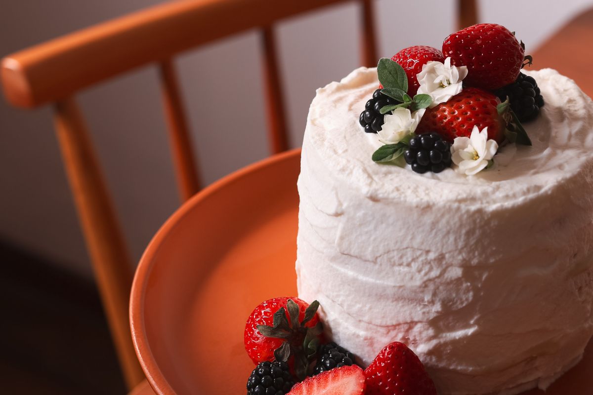 Bolo decorado em 4 passos