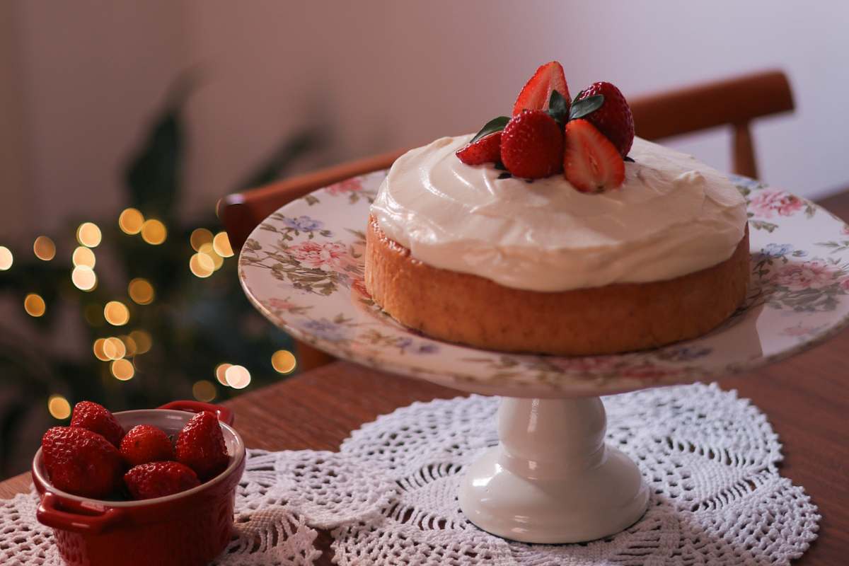 Bolo de Dia das Mães: fofinho com chantilly
