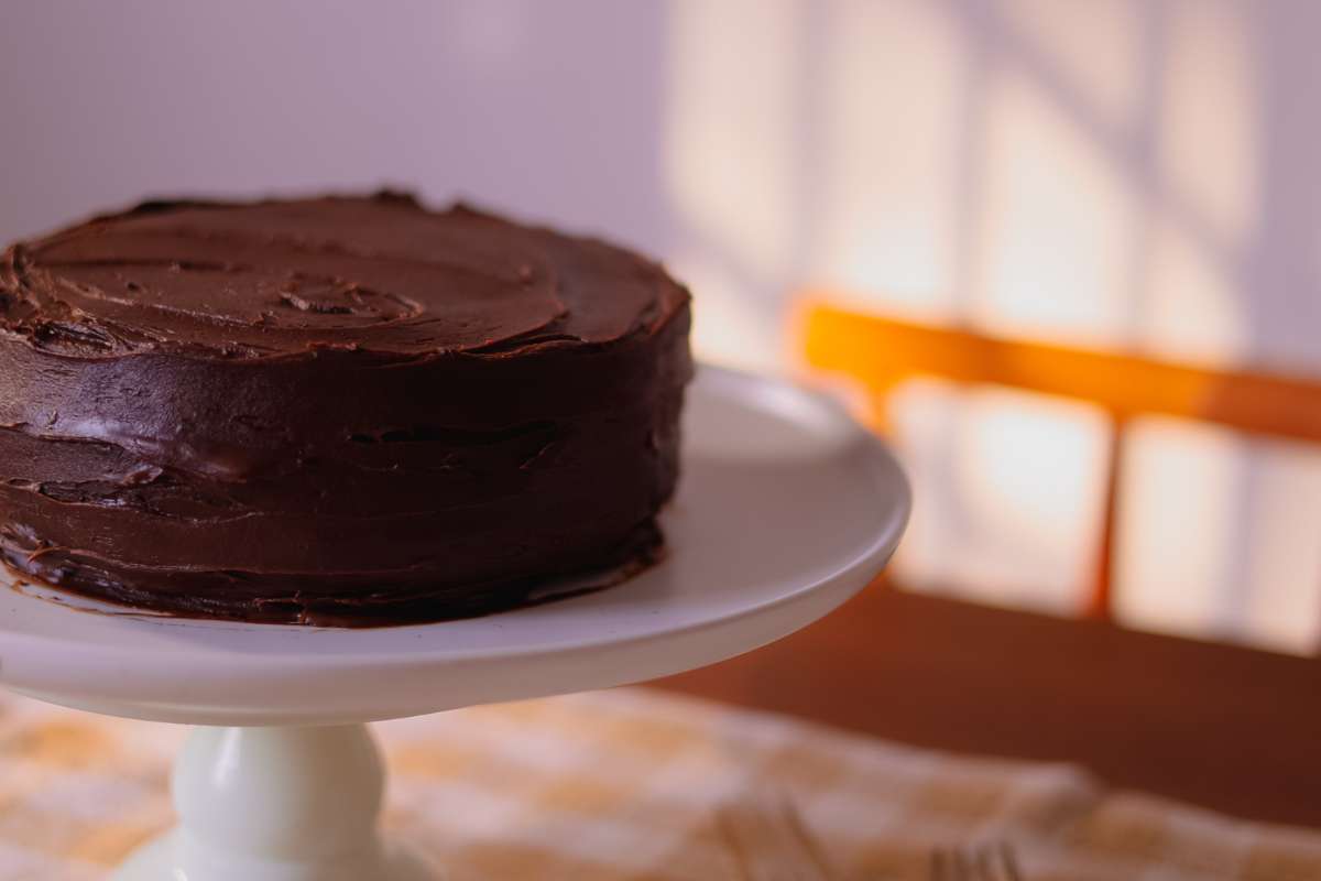 Como fazer ganache de chocolate meio-amargo